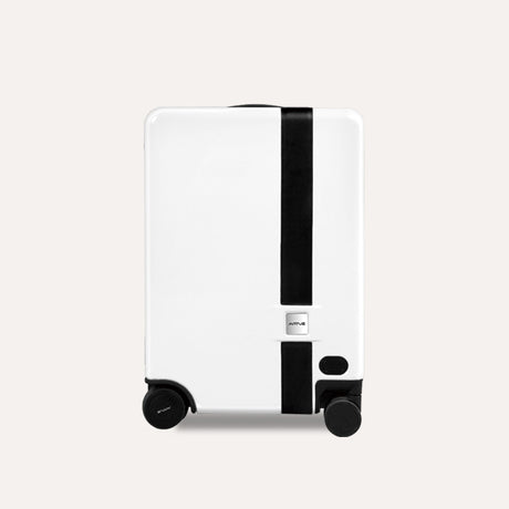 Intelligent Electric Luggage Automatically Follows The Leader